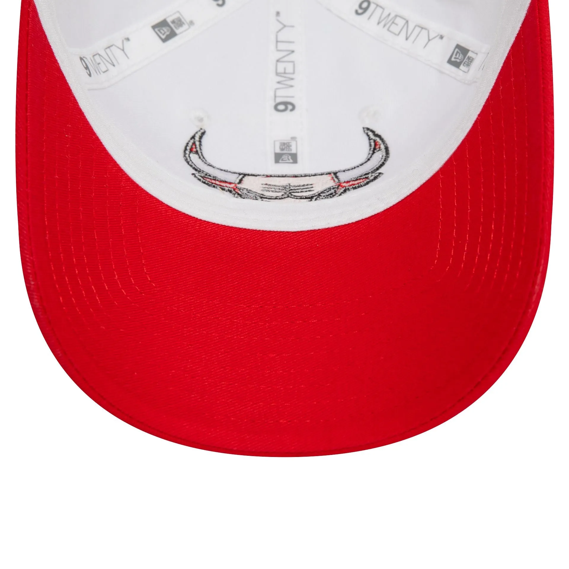 Chicago Bulls Womens NBA White 9TWENTY Adjustable Cap