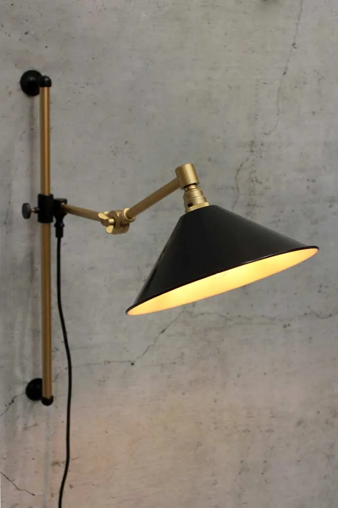 Cone Swing Arm Wall Lamp with Wall Plug