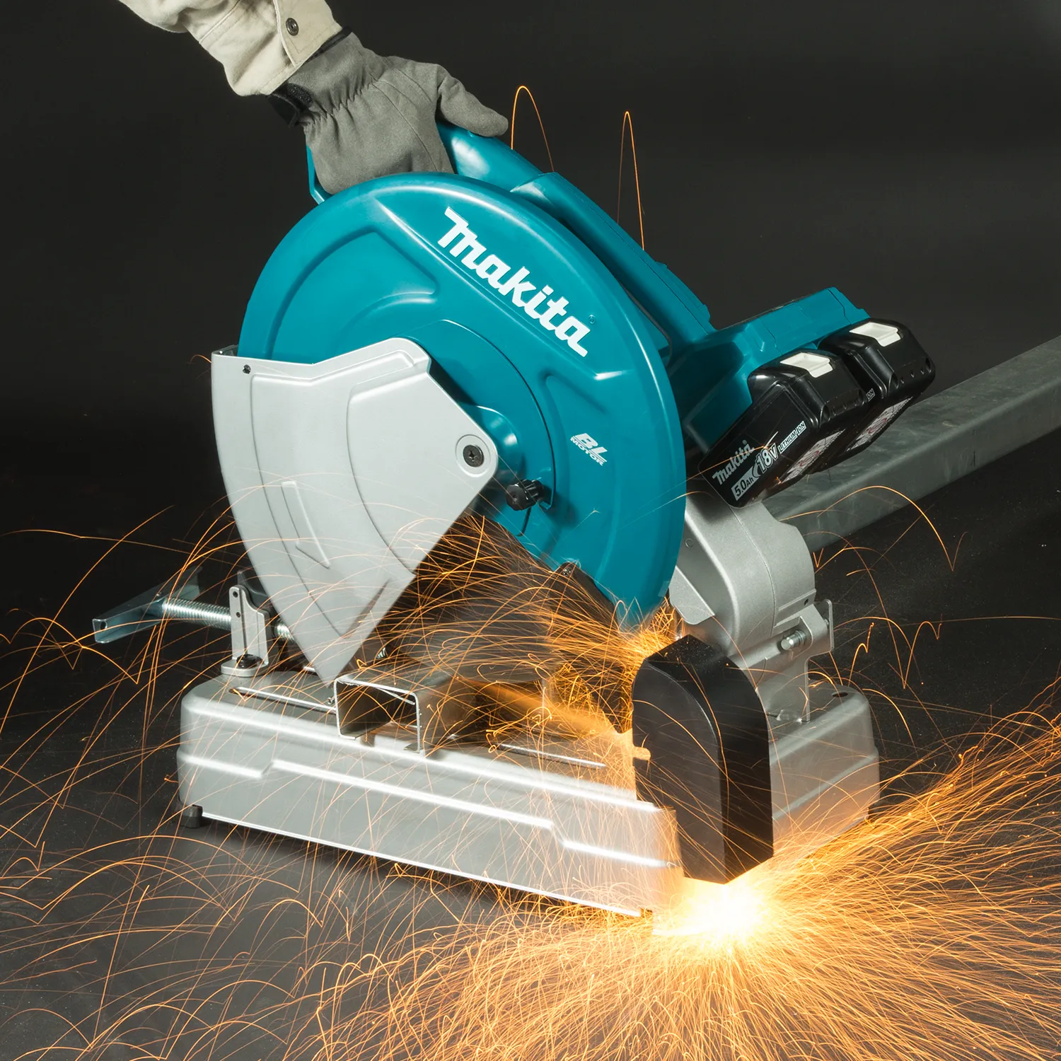 Makita XWL01PT 18V X2 (36V) LXT Lithium‑Ion Brushless Cordless 14" Cut‑Off Saw Kit