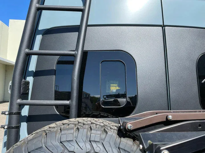 REAR SLIDER WINDOWS